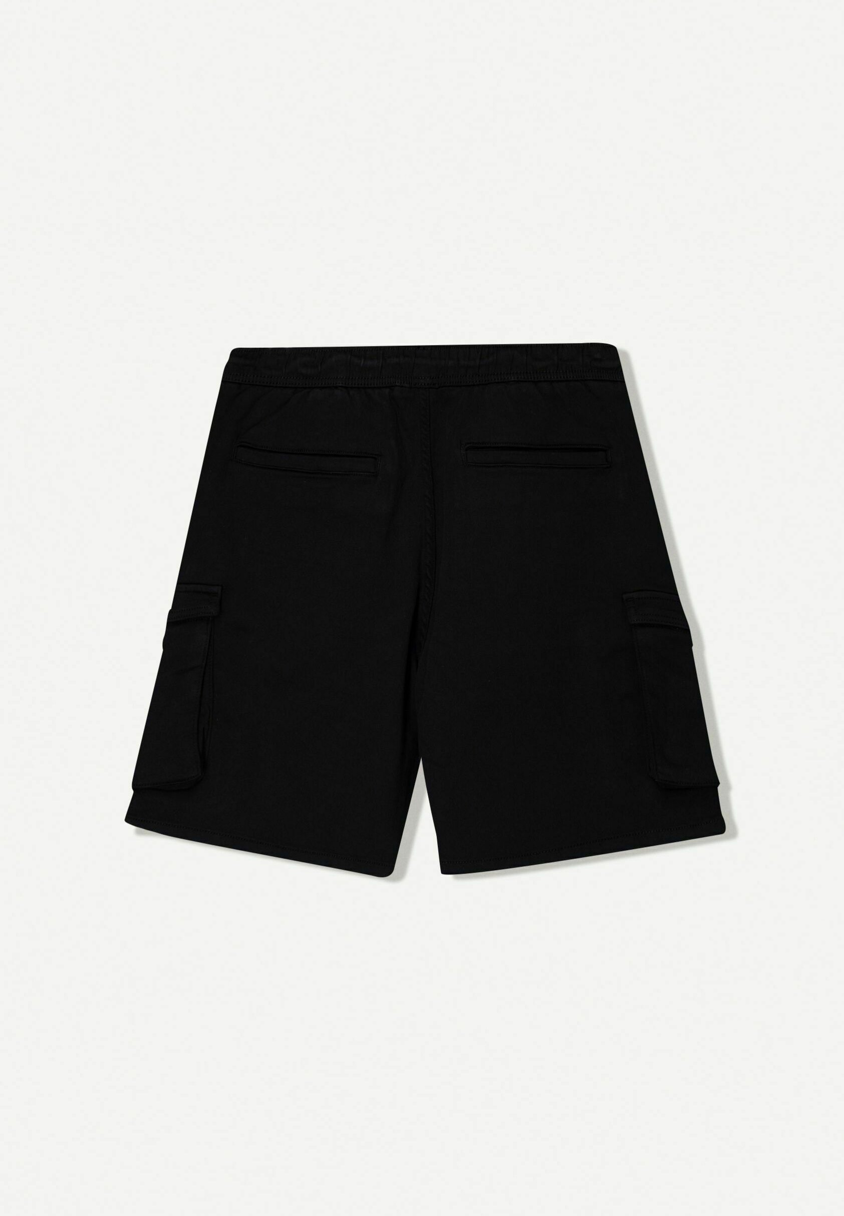 shorts neri bershka