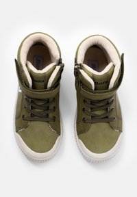 Bata Zapatillas altas - verde