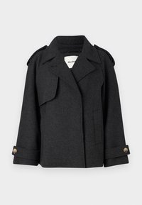Manteau en mélange de laine gris foncé au design structuré, avec épaulettes et poignets boutonnés. Il présente un col à revers et des poches latérales.