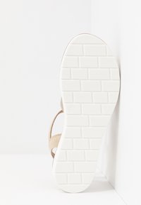 Tamaris Sandals - beige/light gold