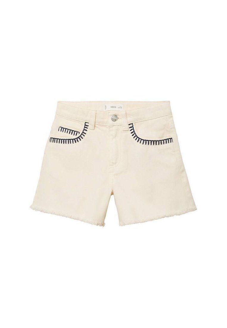 Krämfärgade denimshorts med fransar, prydda med broderade fickdetaljer och knappstängning. Klassisk femficksdesign.