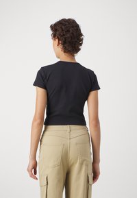 Denim Project CROPPED - Navadna majica - black