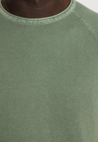 Key Largo MST THOMAS ROUND NECK - Strickpullover - light olive