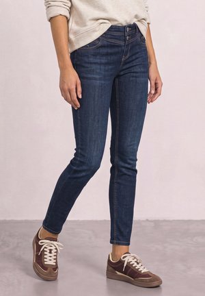 Street One, MID WAIST SLIM LEG JEANS MIT DEKODETAIL - Jeans slim fit - dark blue soft washed