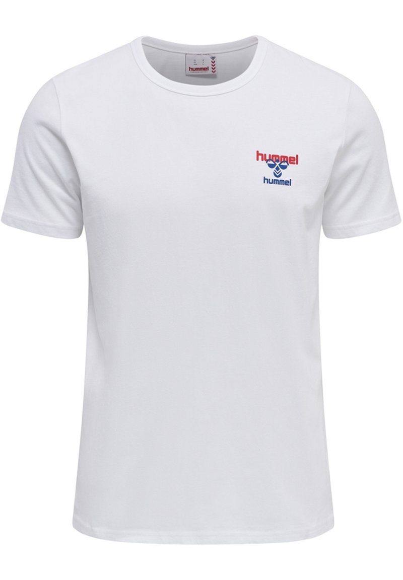 Hvid bomulds T-shirt med korte ærmer, med rød og blå "hummel" logo på venstre bryst og klassisk rund halsudskæring.