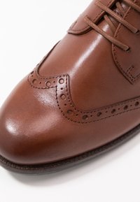 Caprice LACE-UP - Lace-ups - cognac