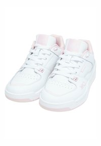 White sneakers with soft pink accents, made of smooth leather. Features include round toe, perforated detailing, and contrasting laces.