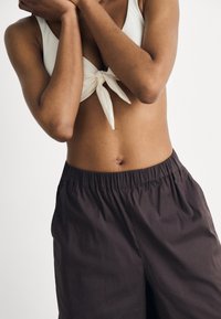 Max Mara Leisure OLIVETO - Šorti - marrone