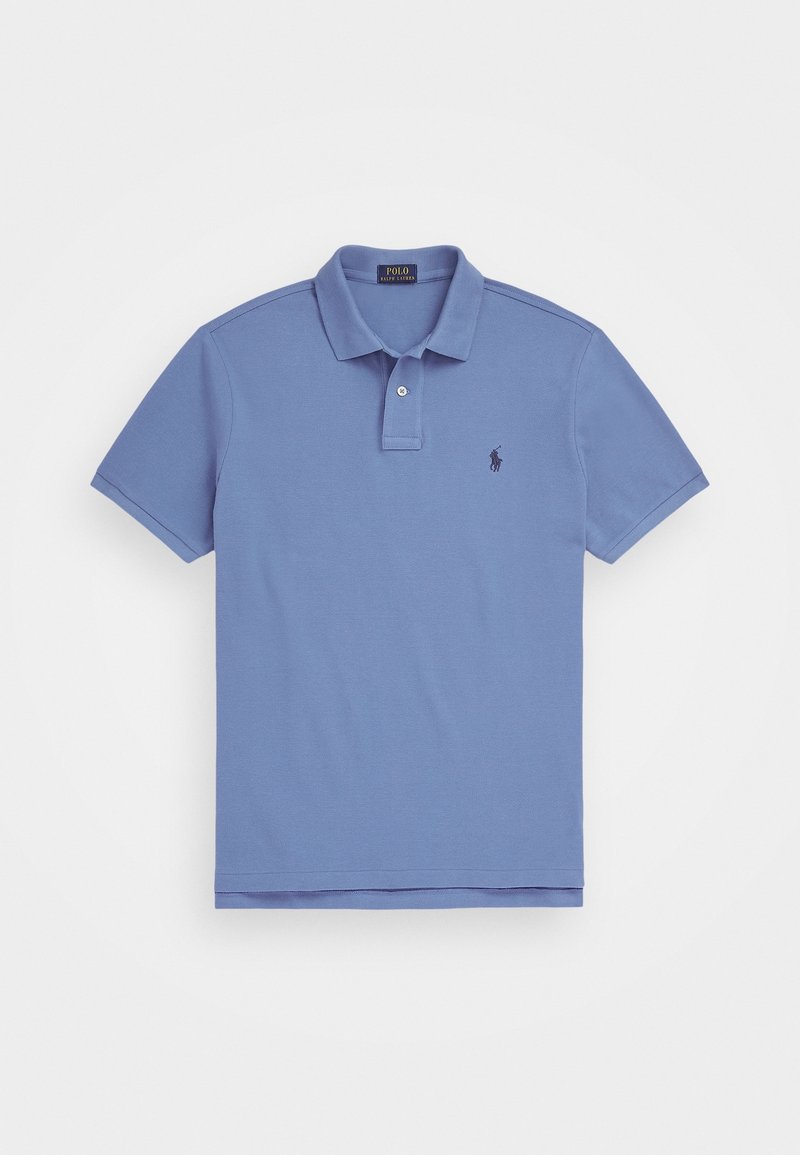 Poloshirt van lichtblauwe katoen met een knoopsluiting met drie knopen, korte mouwen en een klein geborduurd logo op de linkerborst.