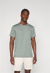 Björn Borg - PERFORMANCE - Print T-shirt - agave green Thumbnail Image 1
