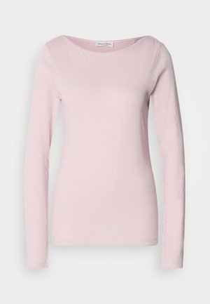 Langermet, lys rosa bomullstop med en rund hals, glatt tekstur og minimalistisk design, egnet for hverdag. 