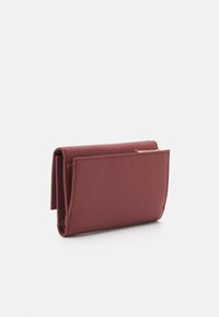 Coccinelle METALLIC SOFT - Portafoglio - bordeaux
