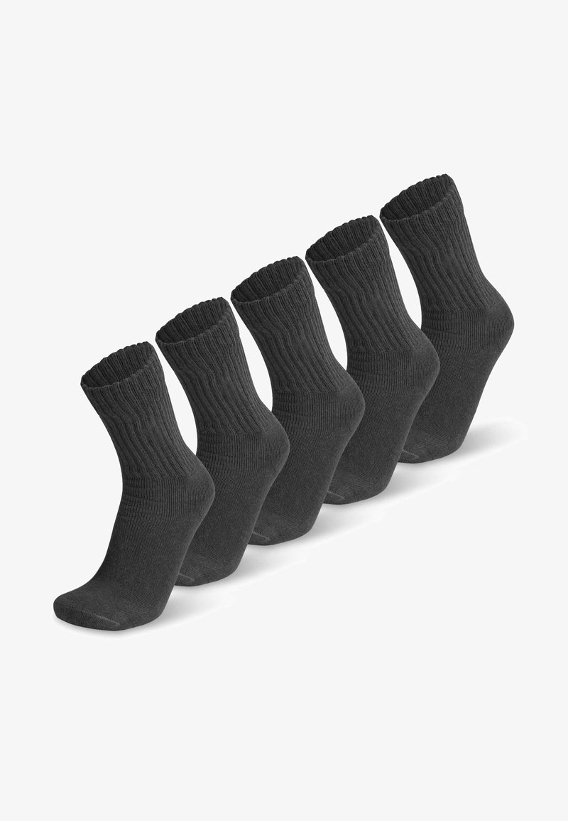 Dunkelgraue Crew-Socken aus geripptem Material mit strukturiertem Design und elastischen Oberteilen für Komfort. Fünf Paare in einer Reihe ausgestellt.