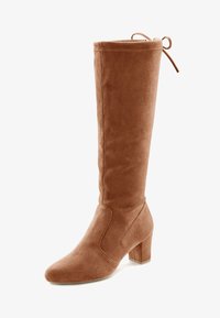 Unselected, camelfarben