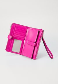 MICHAEL Michael Kors JET SET WRISTLET - Novčanik - wild berry