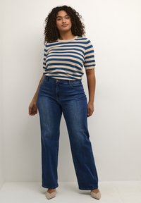 Kaffe Curve MAJI SHORT SLEEVES  - Trükipildiga T-särk - smoke gray legion/blue stripe