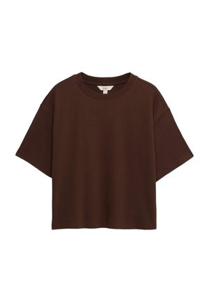 Bruine oversized T-shirt met korte mouwen en ronde hals, effen ontwerp en zichtbaar M&S-label aan de binnenkant van de kraag.