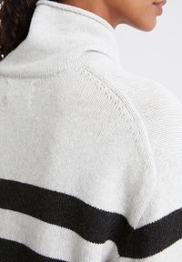 Marc O'Polo GESTREIFTER ROLLKRAGEN - Strickpullover - stripe light granite melange
