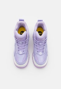 Buffalo ASPHA HYB MID - Platåstøvletter - purple