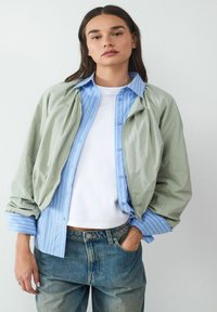 Unausgewählt, abbey stone