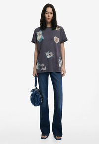 Desigual Printtipaita - grey