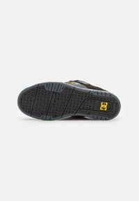DC Shoes STAG UNISEX - Sportcipő - grey/black/yellow