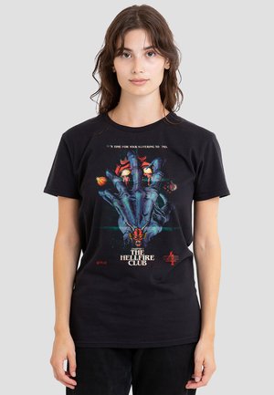 STRANGER THINGS HELLFIRE POSTER - Print T-shirt - black