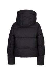 Zwarte gevoerde jas met capuchon, met een gewatteerd ontwerp, elastische manchetten en een cropped silhouet. Glad aanvoelend zonder zichtbare hardware.