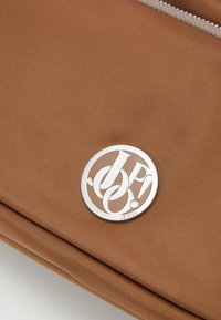 JOOP! Jeans LIETISSIMO JASMINA SHOULDER - Borsa a tracolla - brown