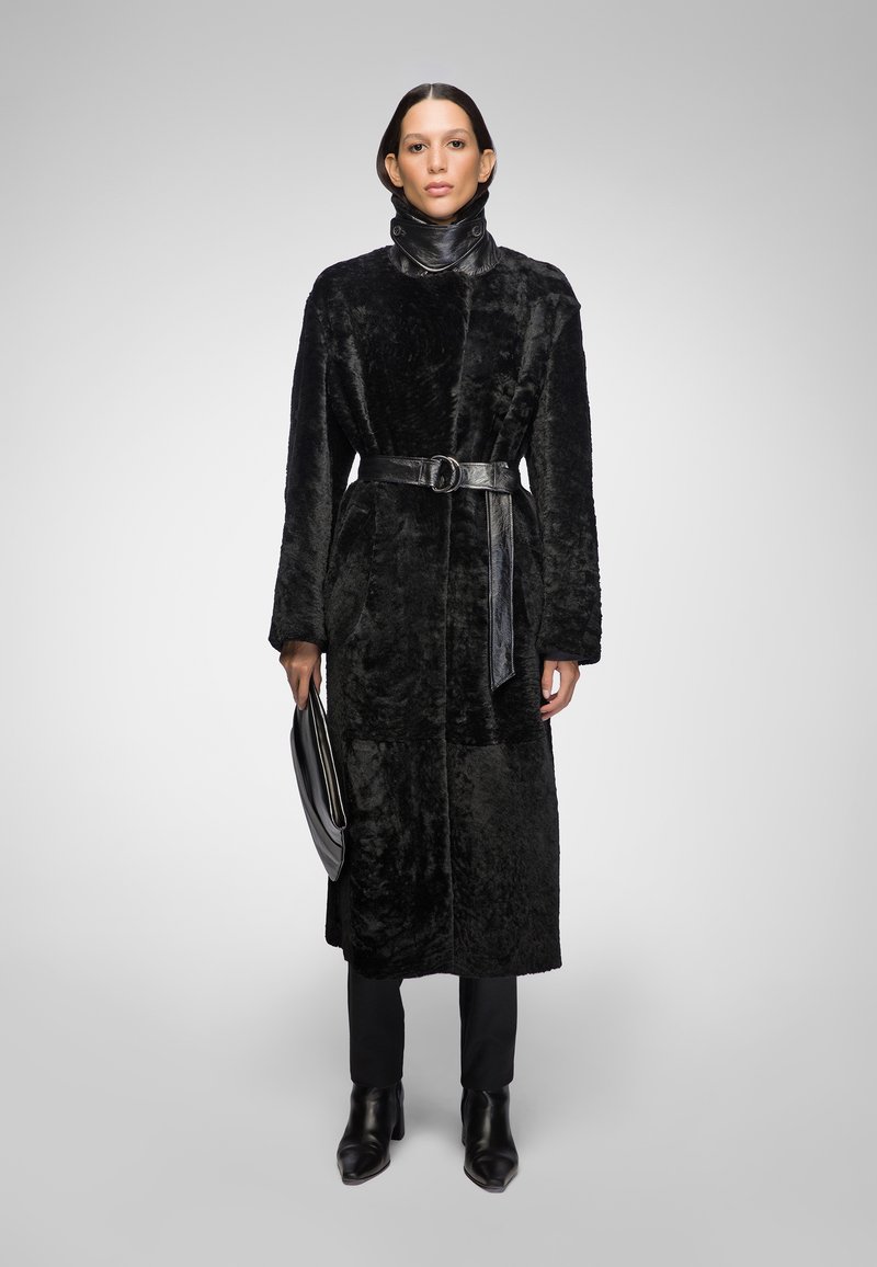 VSP - GABRIELLE - Winter coat - black, Enlarge