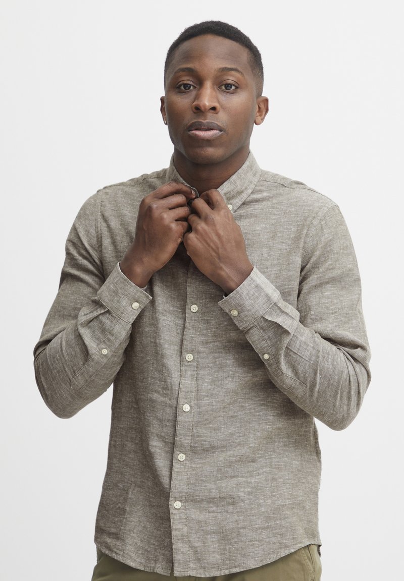Casual Friday CFAnton - Camicia - burnt olive