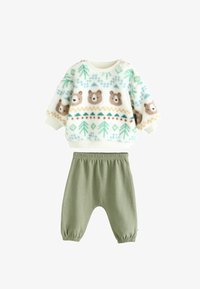 Valimata, green bear fairisle