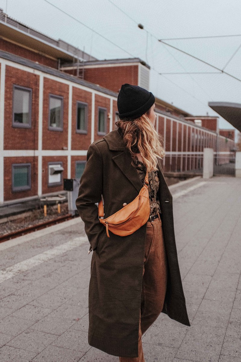 Herren Umhängetaschen | Gusti Leder CILLIAN Gürteltasche cognac - NF33313 Herren Umhängetaschen | Gusti Leder CILLIAN Gürteltasche cognac - NF33313