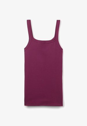 Débardeur violet à côtes avec des fines bretelles et un col arrondi, présentant une texture lisse et une silhouette ajustée.