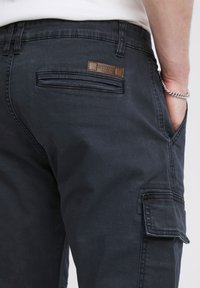 Thumbnail Image 5