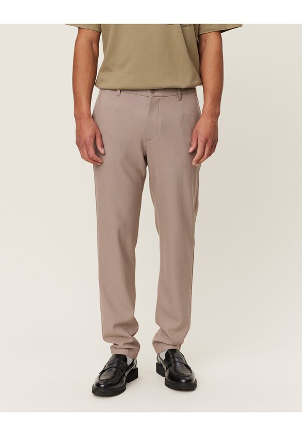 COMO PANTS SEASONAL - Chinos - walnut melange