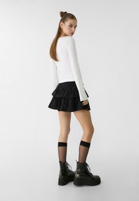 Thumbnail Image 3
