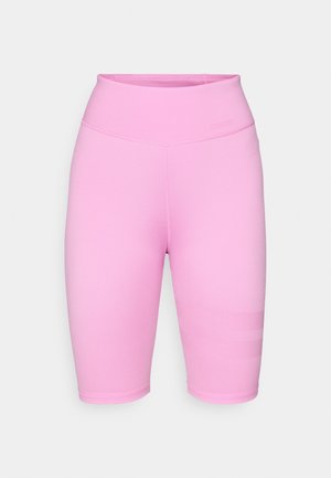 Růžové sportovní šortky vyrobené z elastického materiálu, s vysokým pasem a texturovanými horizontálními pruhy na dolních stranách.