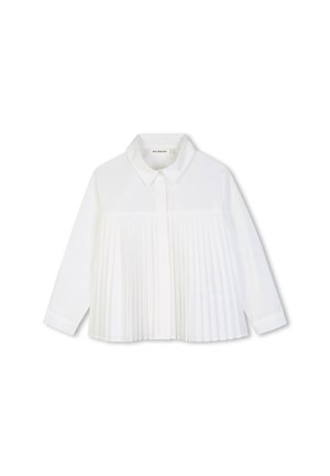 Chemise blanche à manches longues avec col pointu et design plissé sur le devant, fermeture boutonnée et poignets droits.