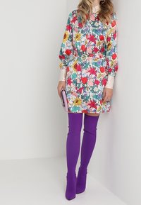 Baum und Pferdgarten Robe chemise - multi-coloured