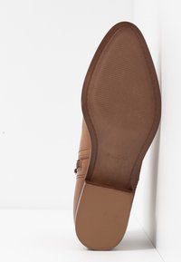 ALDO Kotníková obuv - cognac