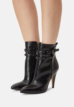 Guess, Enkellaarsjes met hoge hak - black