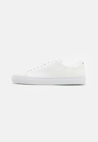 Baskets basses - white