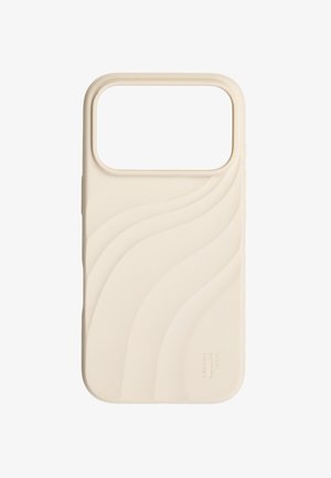 Beige telefoncover med bølgede forhøjede mønstre og stor kameraundskæring, tekstureret for bedre greb, mærket Ideal of Sweden.