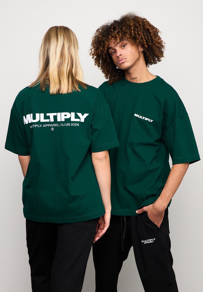 Multiply Apparel FONT  - T-shirts print - botanical garden