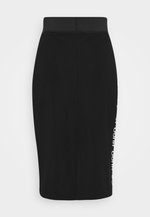 NEEMA - Kokerrok - black