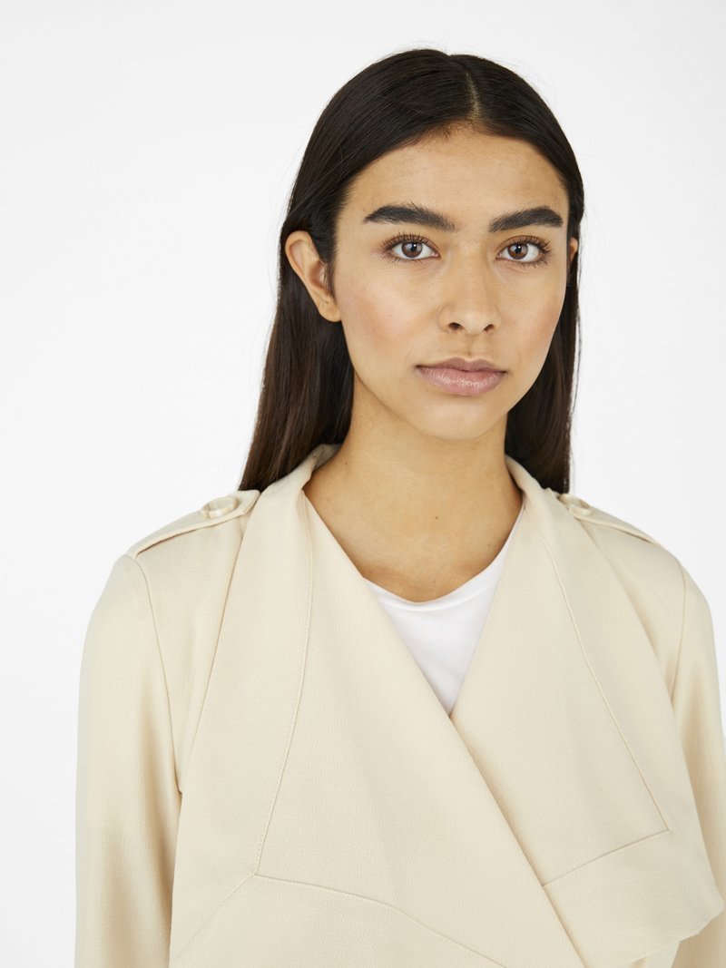 Damen Parkas | Object OBJANNLEE SHORT JACKET Kurzmantel sandshell/beige - PV96534 Damen Parkas | Object OBJANNLEE SHORT JACKET Kurzmantel sandshell/beige - PV96534