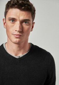 Next SOFT TOUCH V-NECK - Sweter