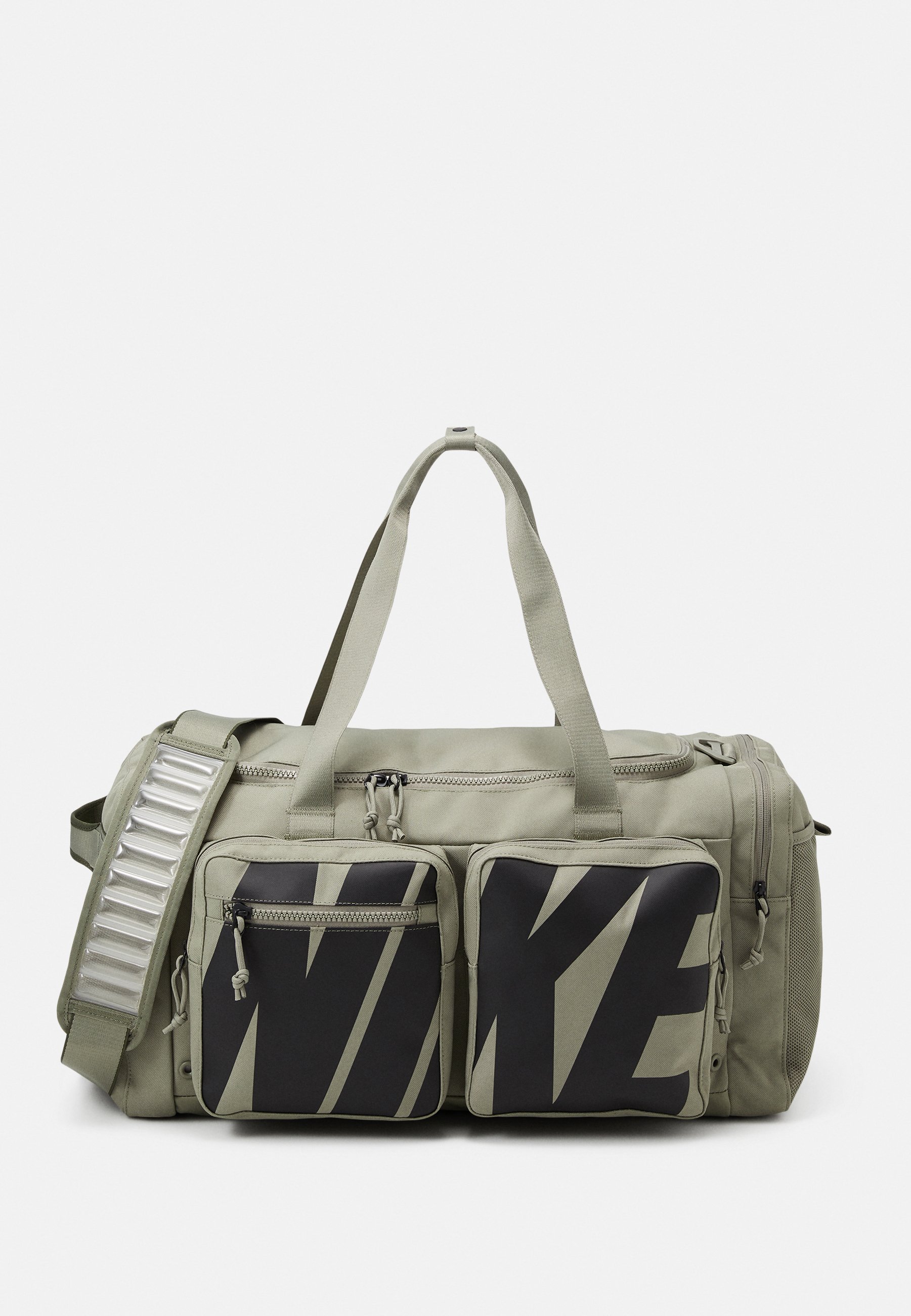 nike utility power m
