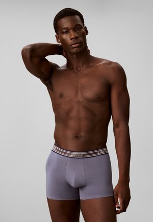 Calvin Klein Underwear, 3 PACK TRUNKS - ICON COTTON STRETCH - Боксерки - dark sapphire, grisaille, clearly aqua